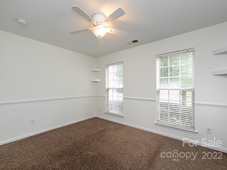 Photo 24 of 37 - 11929 Harmon Ln, Pineville, NC 28134