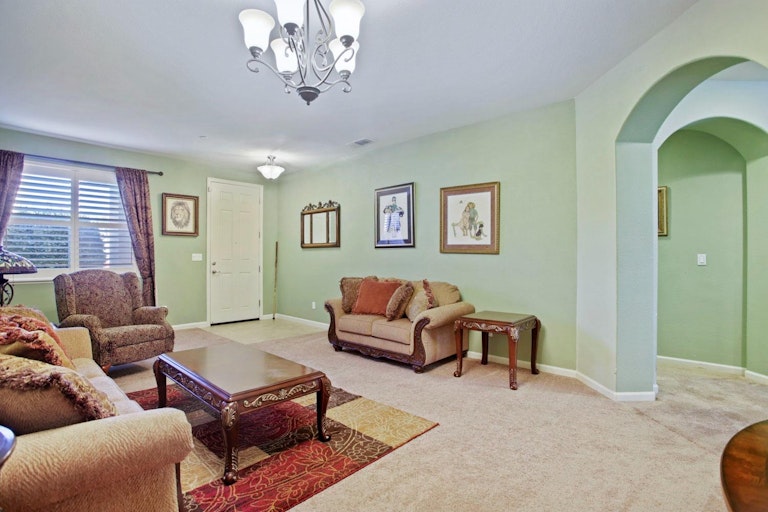 Photo 6 of 39 - 953 Fermoy Way, Galt, CA 95632