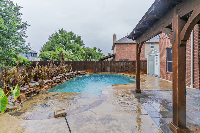 Photo 7 of 25 - 7909 Spring Run, North Richland Hills, TX 76182