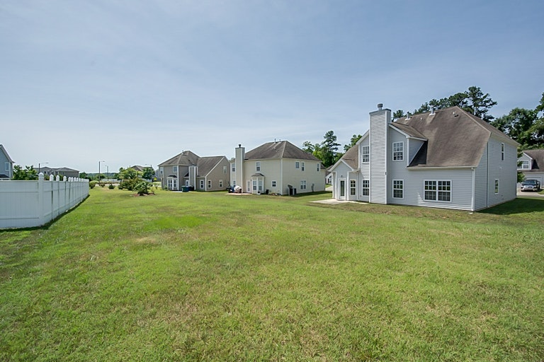 Photo 5 of 22 - 1110 Sweet Gale Dr, Durham, NC 27704