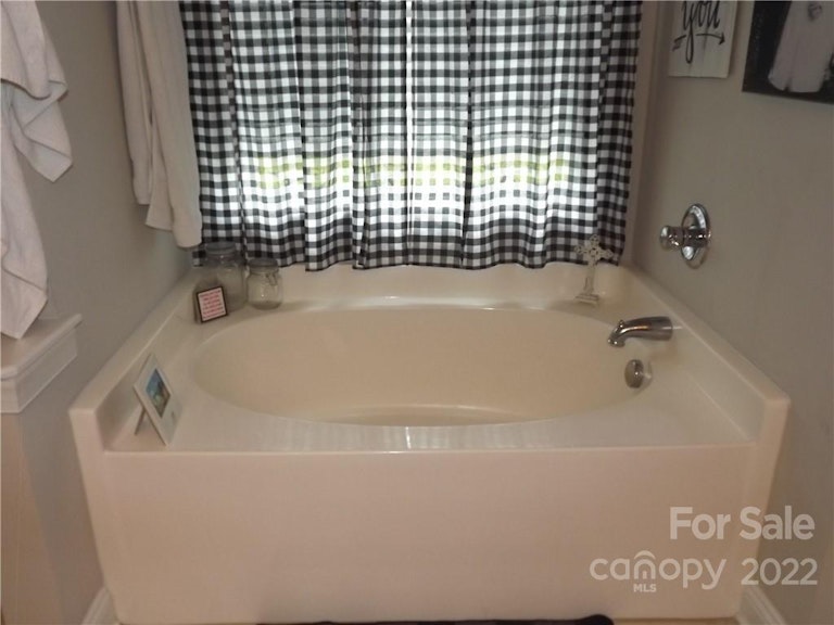 Photo 19 of 26 - 1604 Ridge Haven Rd, Waxhaw, NC 28173