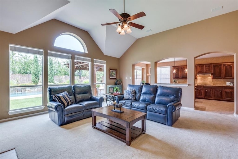 Photo 9 of 26 - 1604 Stone Crest Dr, Flower Mound, TX 75028