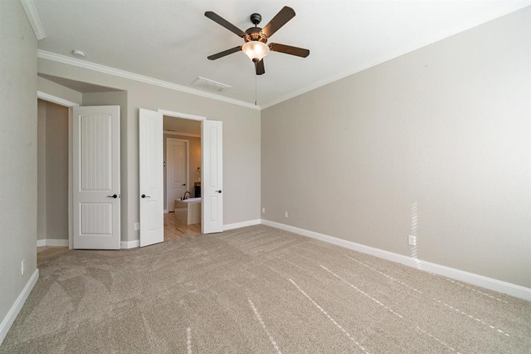 Photo 22 of 43 - 91 Hearthshire Cir, Magnolia, TX 77354