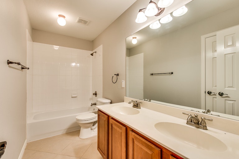 Photo 43 of 48 - 13018 Ambrose Dr, Frisco, TX 75035