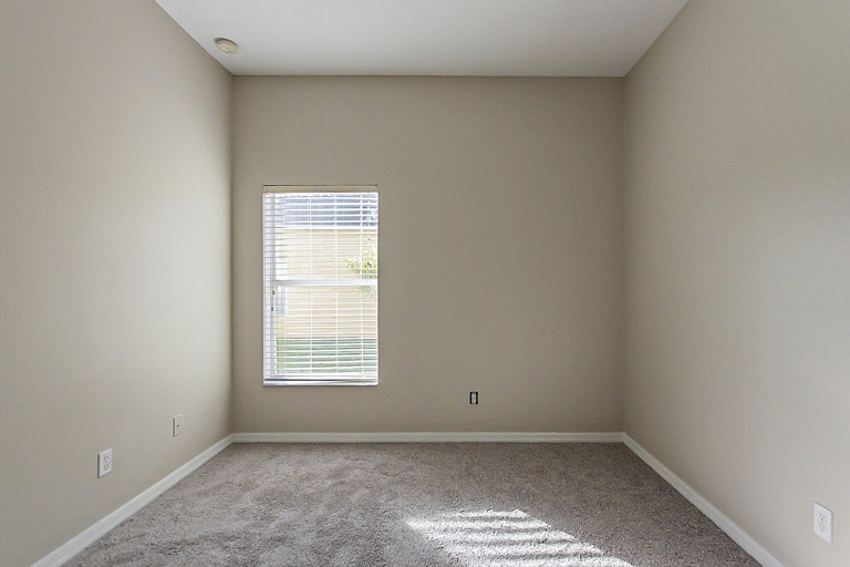 Photo 8 of 20 - 1157 Maplebrook Dr, Lake Alfred, FL 33850