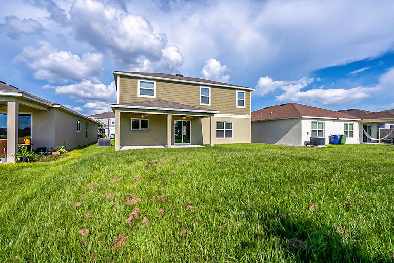 Photo 7 of 35 - 454 Sunfish Dr, Winter Haven, FL 33881