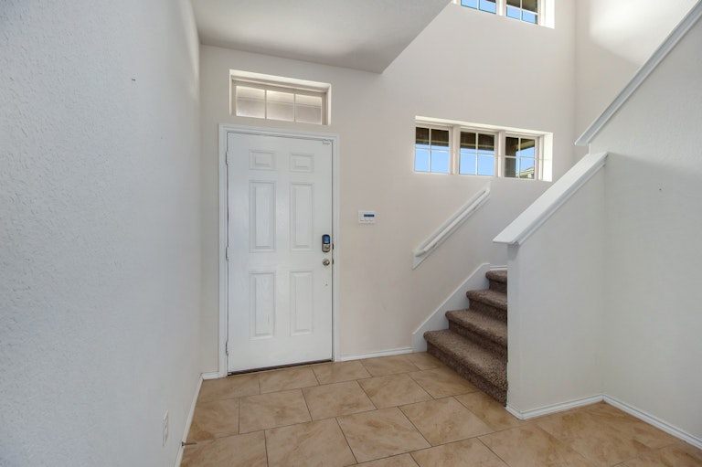 Photo 12 of 17 - 23726 San Barria Dr, Katy, TX 77493