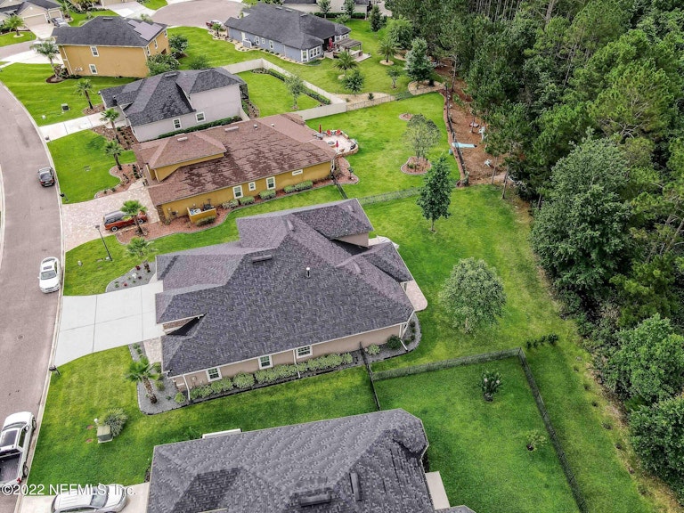 Photo 71 of 110 - 4144 Carriage Crossing Ln, Orange Park, FL 32065