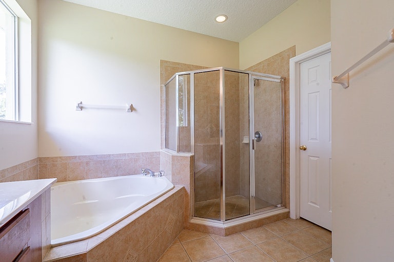 Photo 18 of 30 - 1718 Palmerston Cir, Ocoee, FL 34761