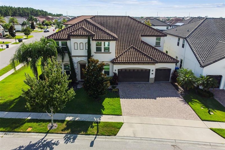 Photo 6 of 77 - 10430 Warrick St, Orlando, FL 32836