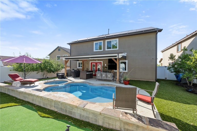 Photo 33 of 40 - 5617 Boros Dr, Austin, TX 78747