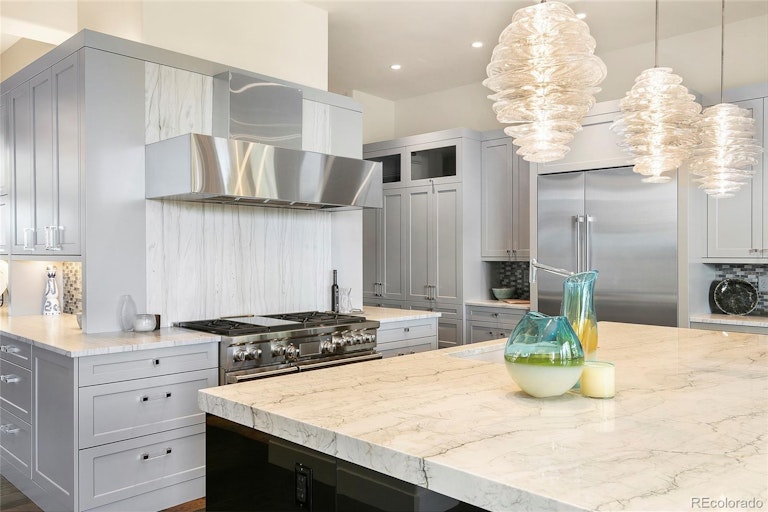 Photo 8 of 40 - 103 Coulter Pl, Castle Rock, CO 80108