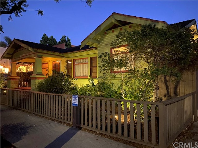 Photo 42 of 42 - 526 E 8th St, Long Beach, CA 90813