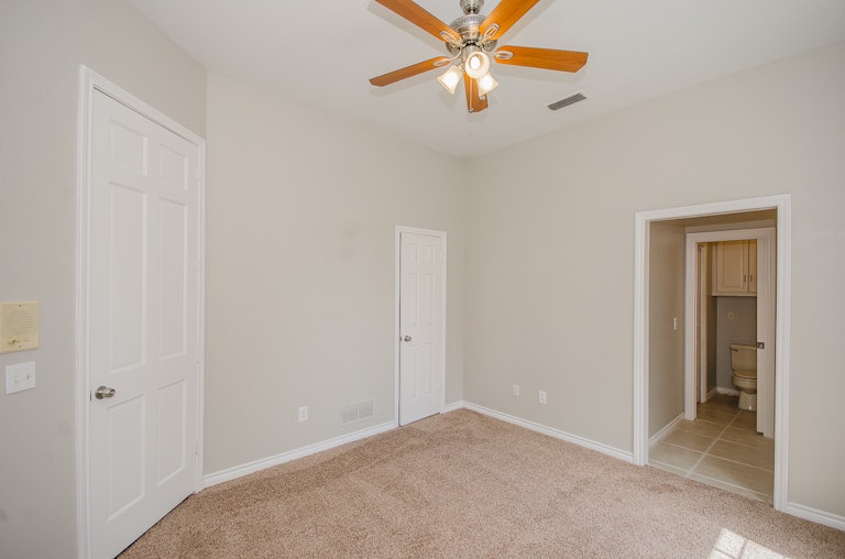 Photo 29 of 51 - 7520 White Castle Ln, Plano, TX 75025