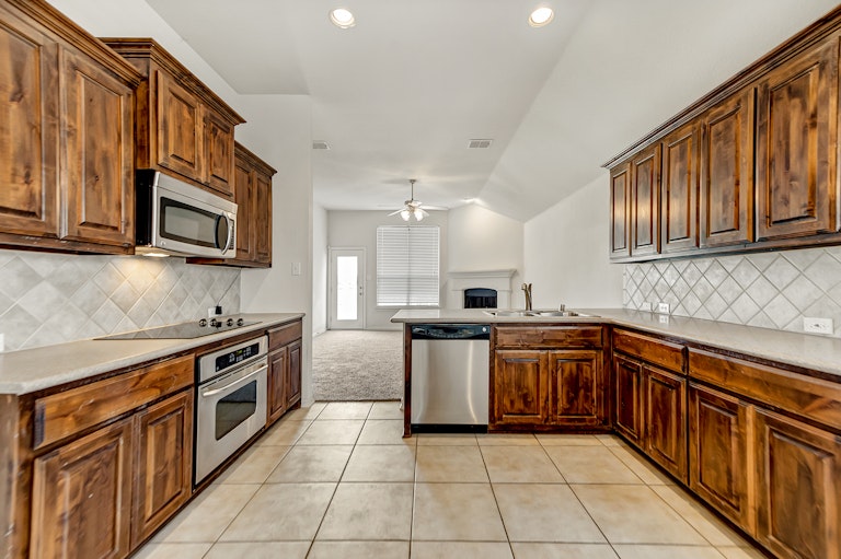 Photo 8 of 24 - 3244 Jetranger Rd, Hurst, TX 76053