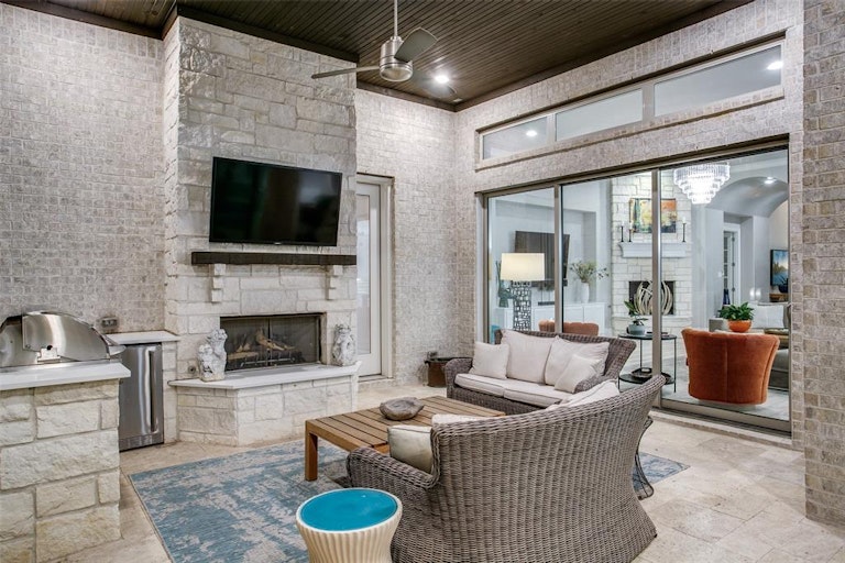 Photo 34 of 39 - 400 Cascade Springs Dr, Southlake, TX 76092