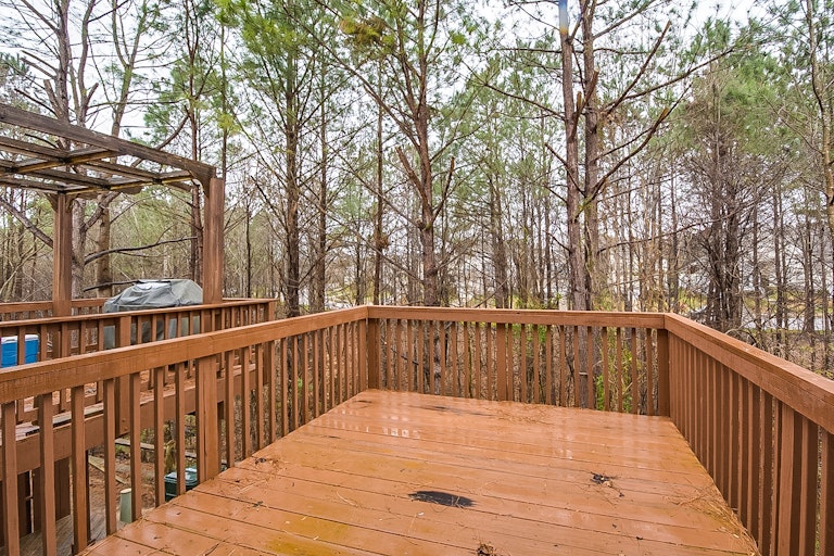 Photo 14 of 15 - 5507 Vista View Ct, Raleigh, NC 27612