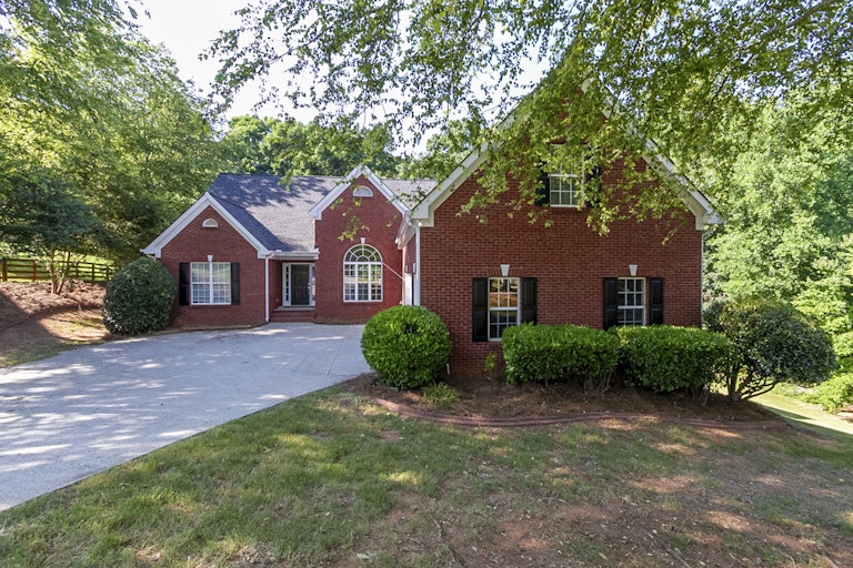 Photo 1 of 42 - 8775 Amberfield Dr, Gainesville, GA 30506