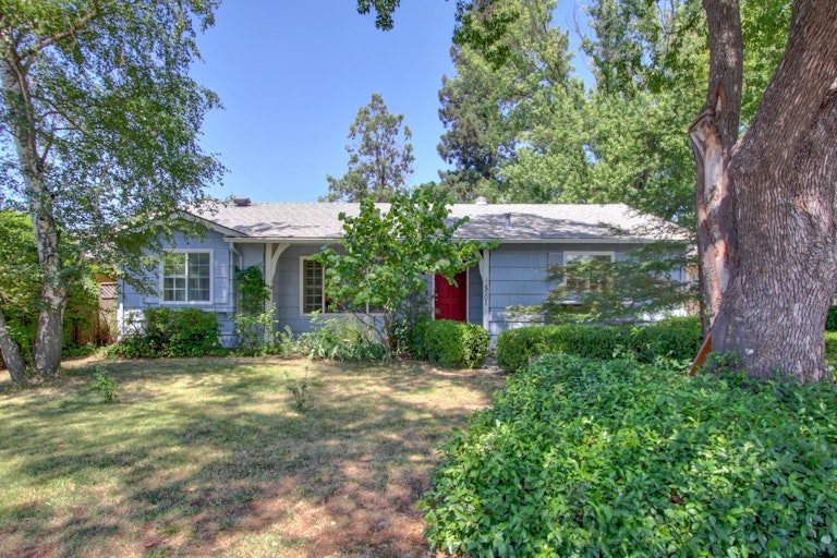 Photo 2 of 87 - 4501 Moddison Ave, Sacramento, CA 95819