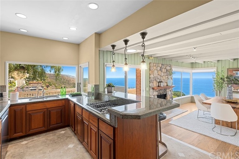 Photo 8 of 26 - 559 Alta Vista Way, Laguna Beach, CA 92651
