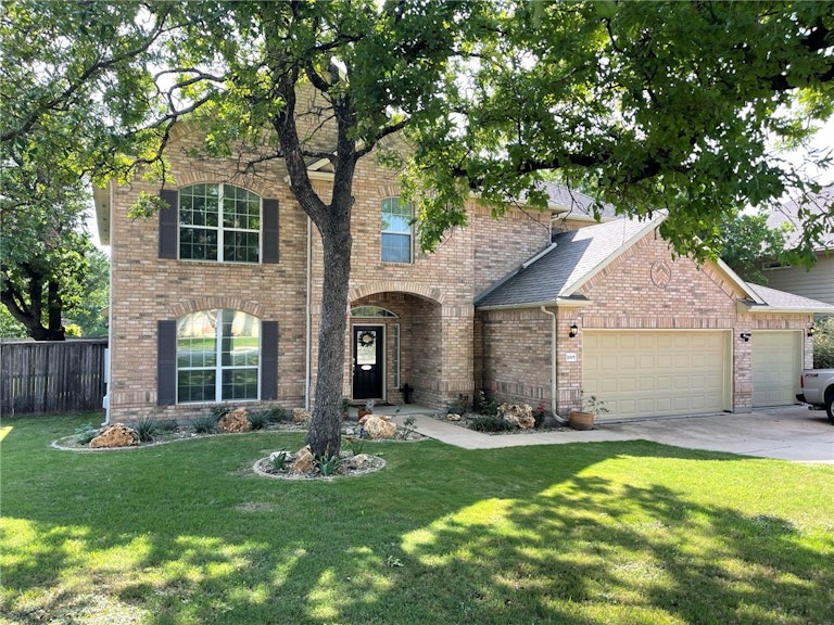 Photo 1 of 34 - 2005 Overland Dr, Leander, TX 78641