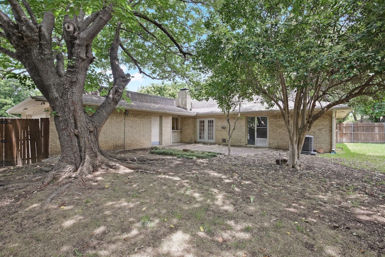 Photo 52 of 52 - 626 Flamingo Way, Duncanville, TX 75116