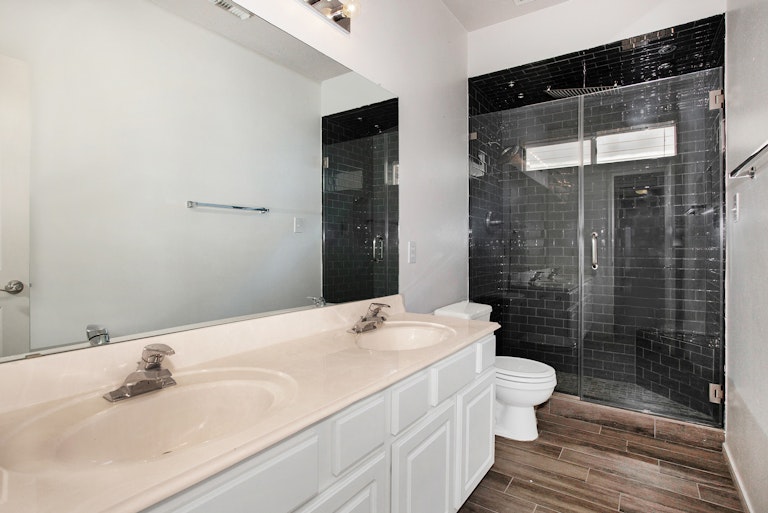 Photo 15 of 17 - 11919 Lakewood Hills Dr, Tomball, TX 77377