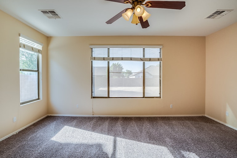 Photo 11 of 29 - 14115 W Bloomfield Rd, Surprise, AZ 85379