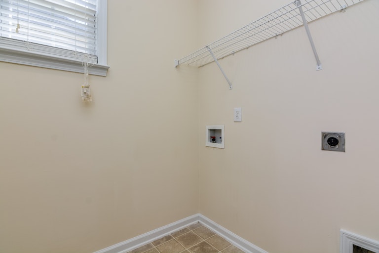 Photo 21 of 25 - 2913 Carriage Meadows Dr, Wake Forest, NC 27587