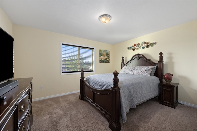 Photo 25 of 40 - 5617 Boros Dr, Austin, TX 78747