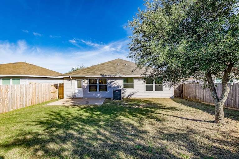 Photo 20 of 20 - 814 Sycamore St, Anna, TX 75409