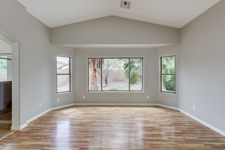 Photo 12 of 32 - 2625 E Silversmith Trl, San Tan Valley, AZ 85143