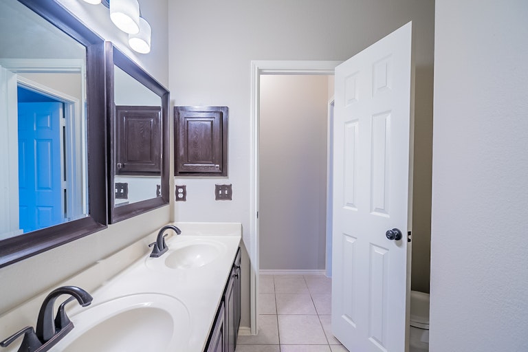 Photo 21 of 23 - 2805 Hudson Xing, McKinney, TX 75072