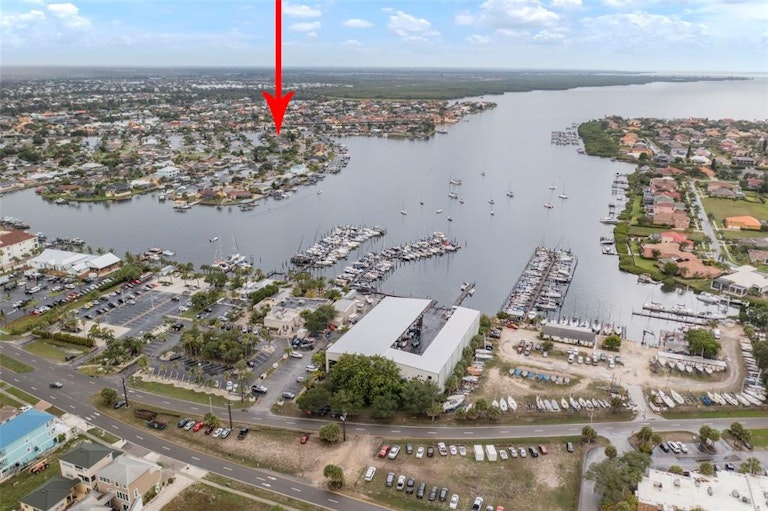 Photo 71 of 72 - 6337 Cocoa Ln, Apollo Beach, FL 33572