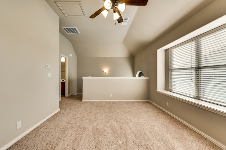 Photo 29 of 37 - 1129 Longhorn Dr, Aubrey, TX 76227