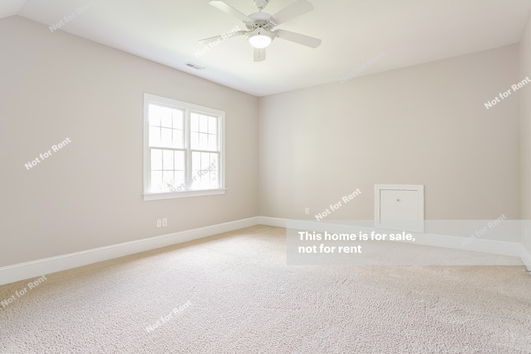 Photo 7 of 25 - 7405 Oriole Dr, Wake Forest, NC 27587