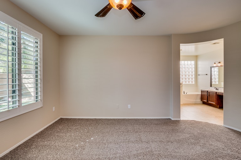 Photo 14 of 44 - 131 W Hackberry Dr, Chandler, AZ 85248