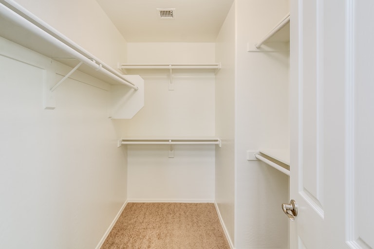 Photo 23 of 35 - 18549 W Vogel Ave, Goodyear, AZ 85338