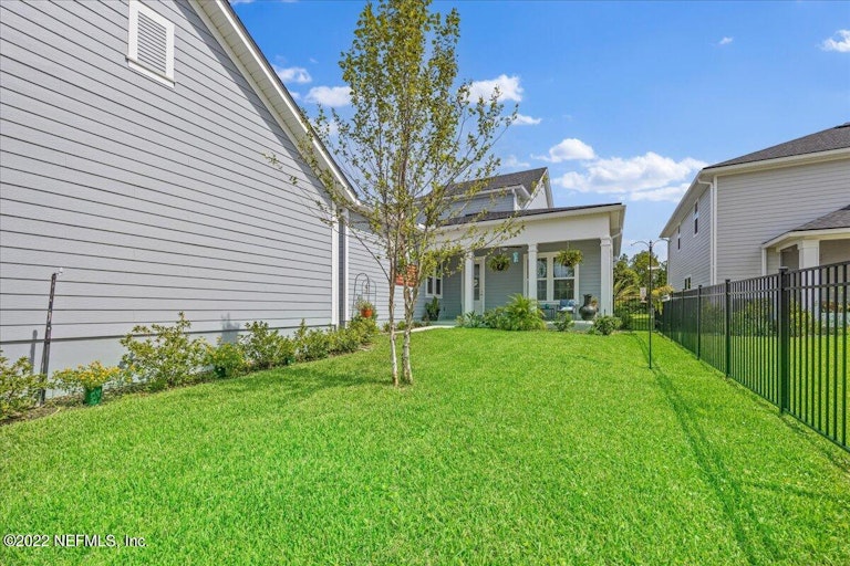 Photo 26 of 33 - 1067 Trailmark Dr, Saint Augustine, FL 32092