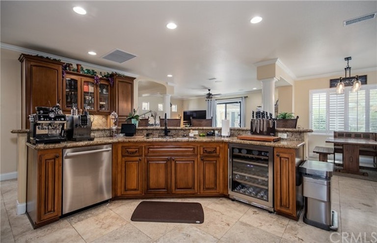 Photo 24 of 48 - 34722 Simi Dr, Yucaipa, CA 92399