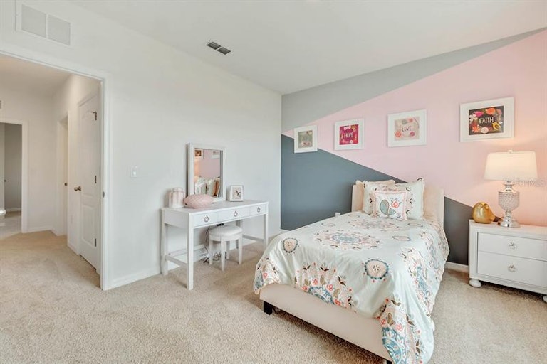 Photo 26 of 33 - 3008 Aventino Ln, Tavares, FL 32778