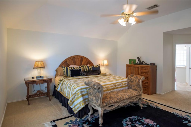 Photo 26 of 40 - 706 Cottonwood Bend Dr, Allen, TX 75002