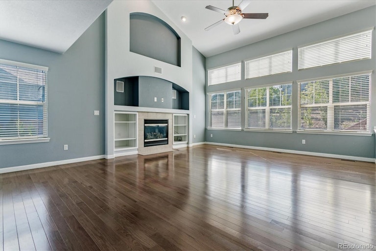 Photo 15 of 33 - 25441 E Indore Dr, Aurora, CO 80016