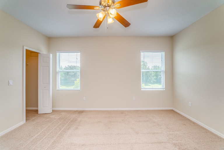 Photo 8 of 18 - 1560 Purple Plum Ln, Oviedo, FL 32765