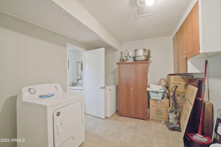 Photo 22 of 38 - 3556 W Meadowbrook Ave, Phoenix, AZ 85019