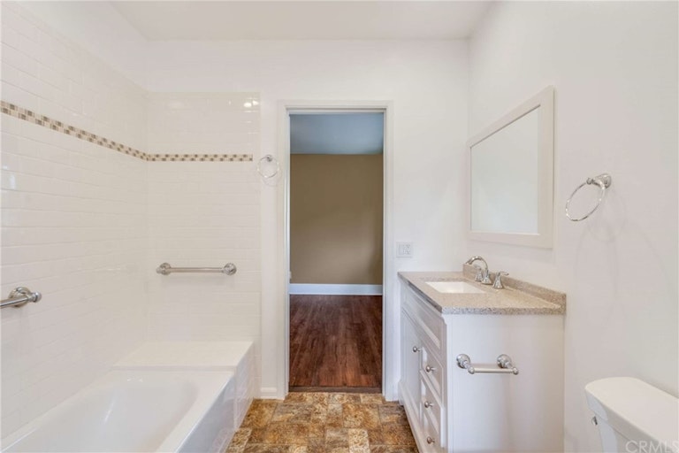 Photo 25 of 34 - 219 Poppy Ave, Monrovia, CA 91016