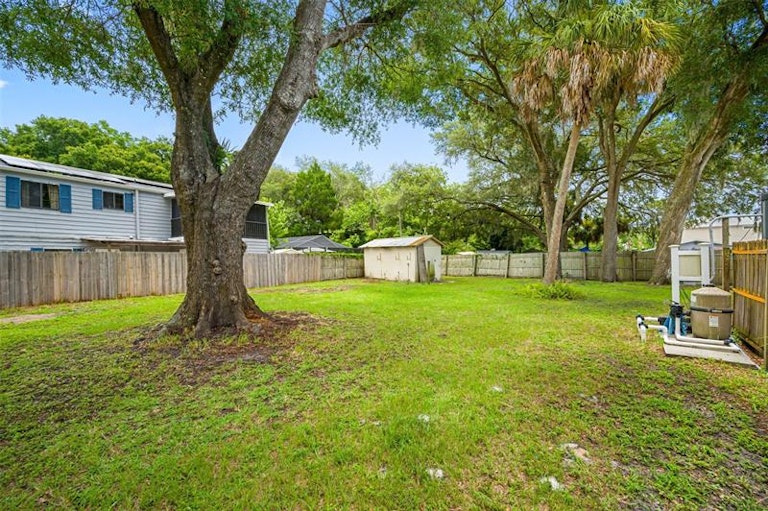 Photo 9 of 13 - 6067 Oak Ridge Ave, New Port Richey, FL 34653
