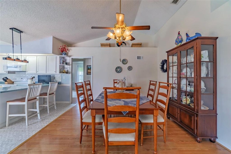 Photo 15 of 58 - 7704 Tessa Dr, Zephyrhills, FL 33540