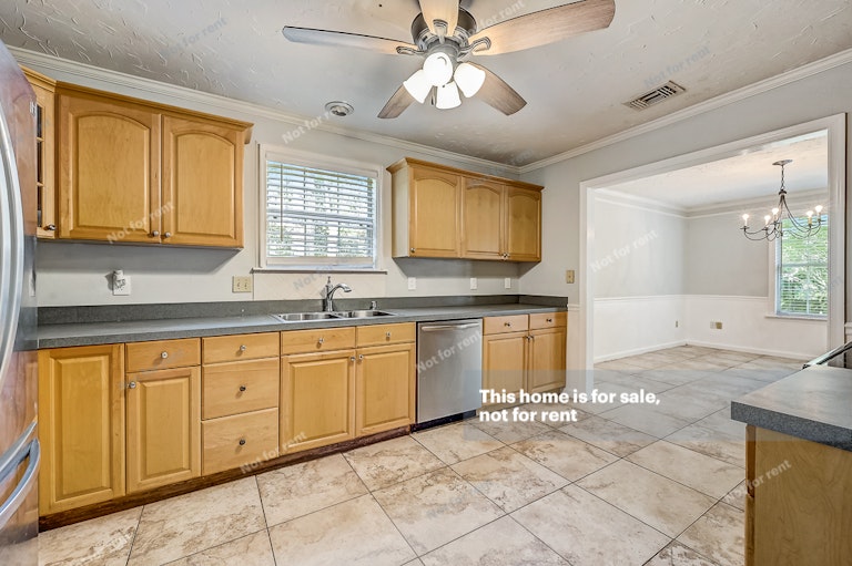 Photo 22 of 33 - 5341 Julington Ridge Dr S, Jacksonville, FL 32258