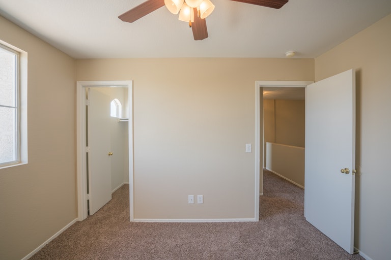 Photo 21 of 32 - 15328 W Evans Dr, Surprise, AZ 85379